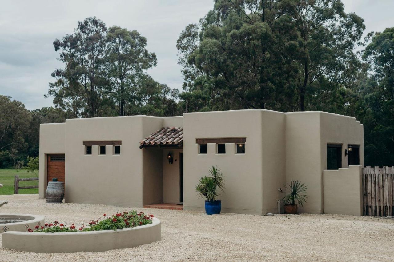 Casa La Vina Pokolbin - Romantic Villas With Outdoor Hot Tubs And Fireplaces Exterior photo